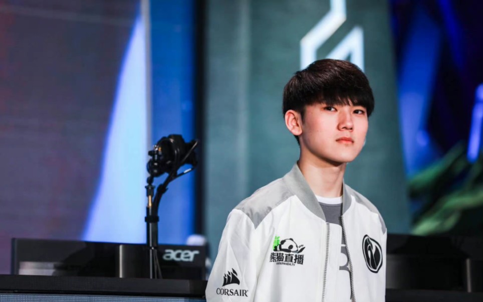  JackeyLove遭遇三连败，SKT教练面临压力！